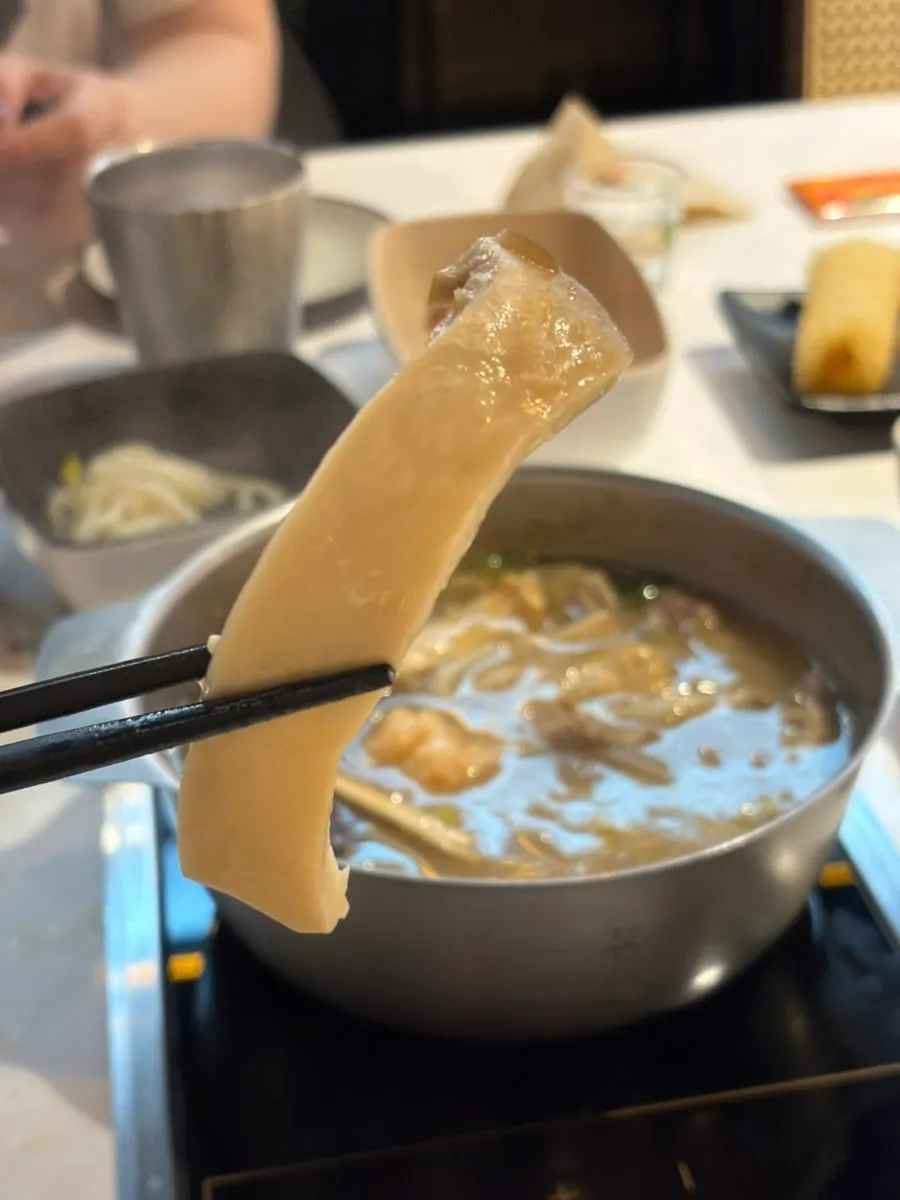 Vegetables cooked in the hot pot