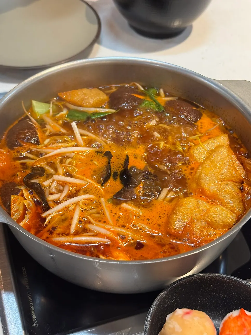 모듬야채와 고기 접시