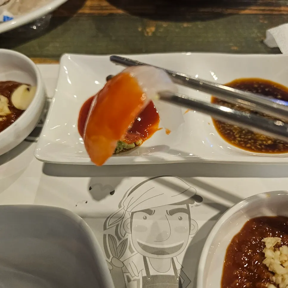 쌈에 싸 먹는 광어회