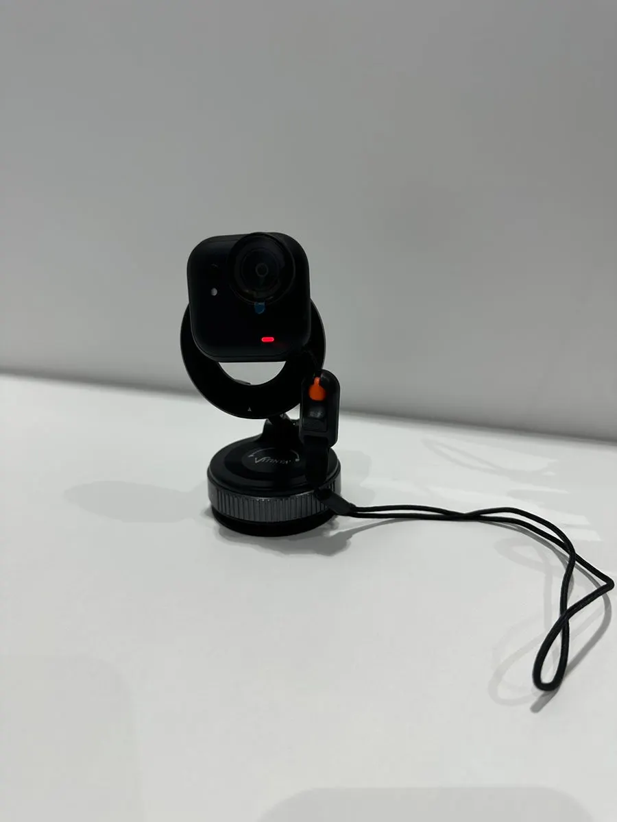 Introduction to the MagSafe car mount
