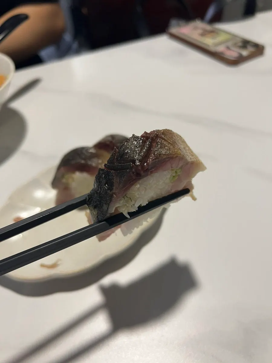 Cross-section of the shimesaba stick sushi