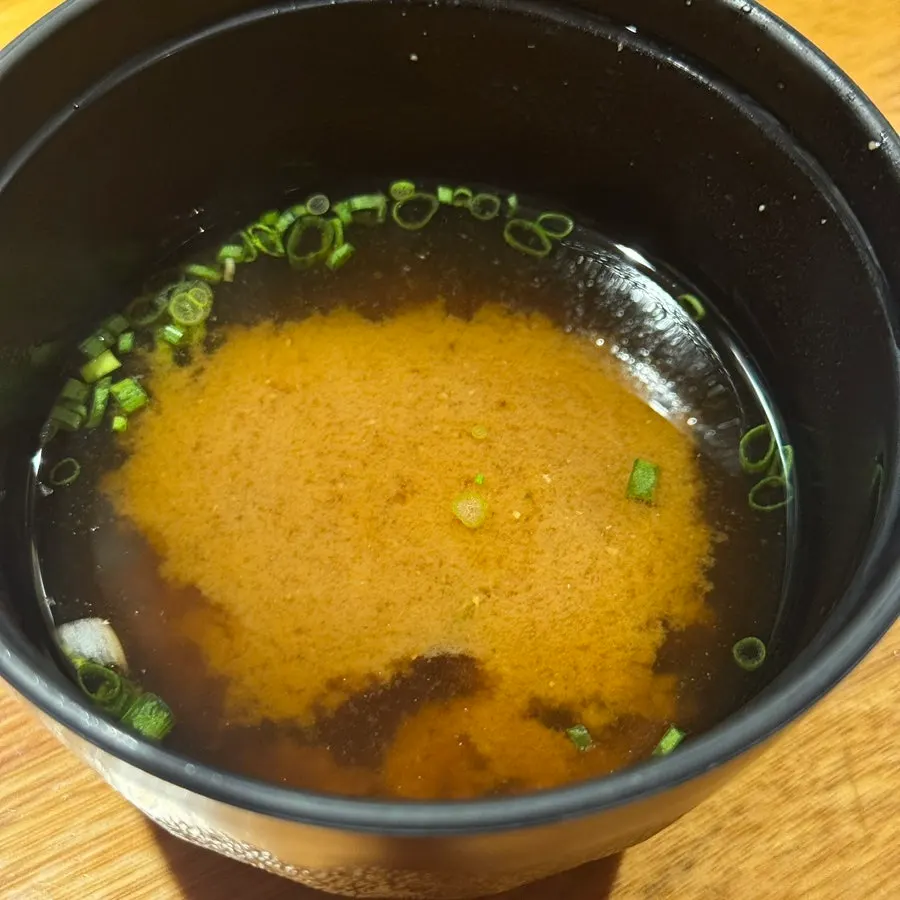 마키세 카이센동과 함께 나온 된장국