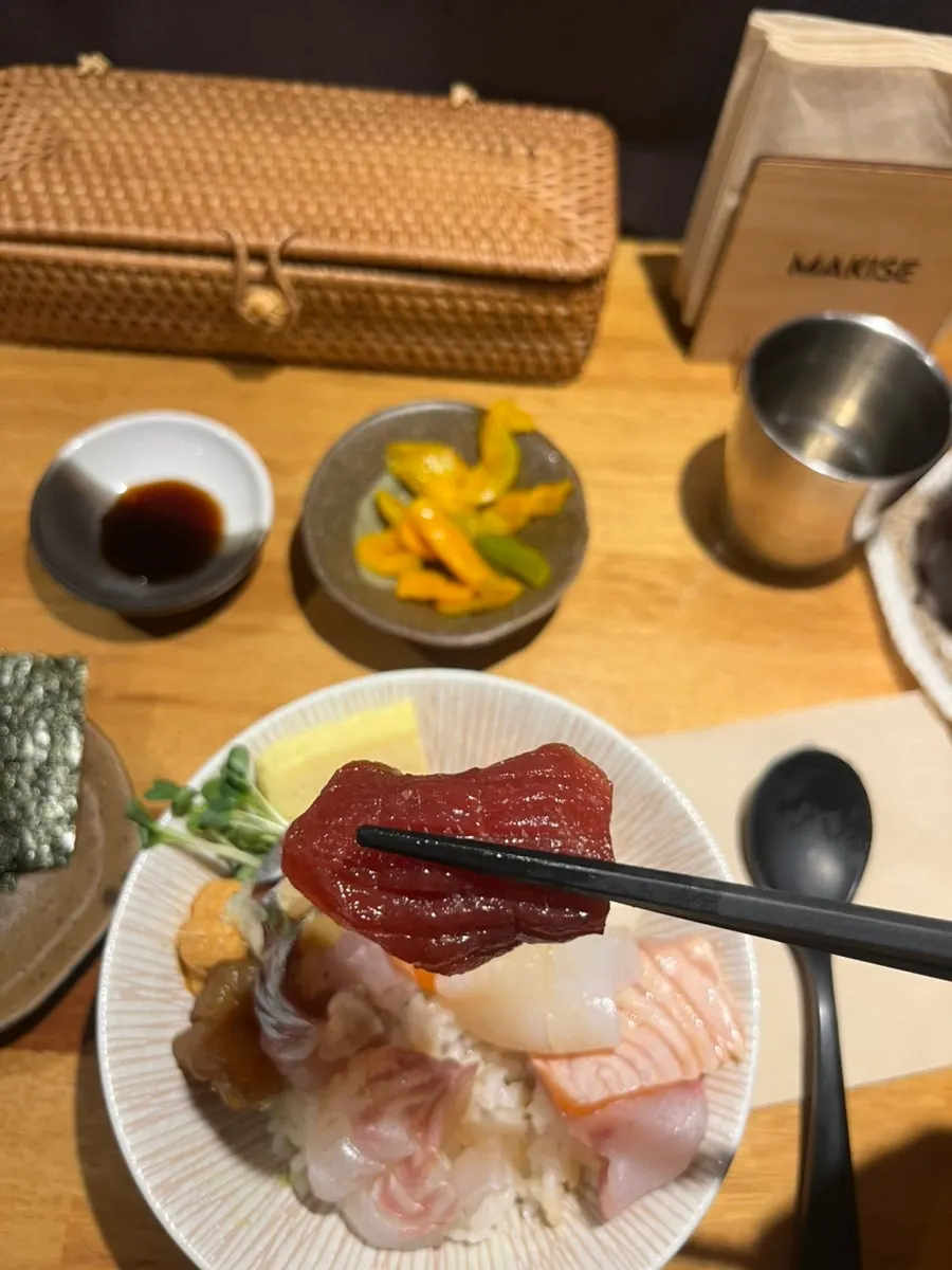 Squid sashimi on the kaisendon