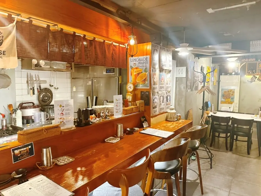 Interior of Makise Hapjeong during evening hours