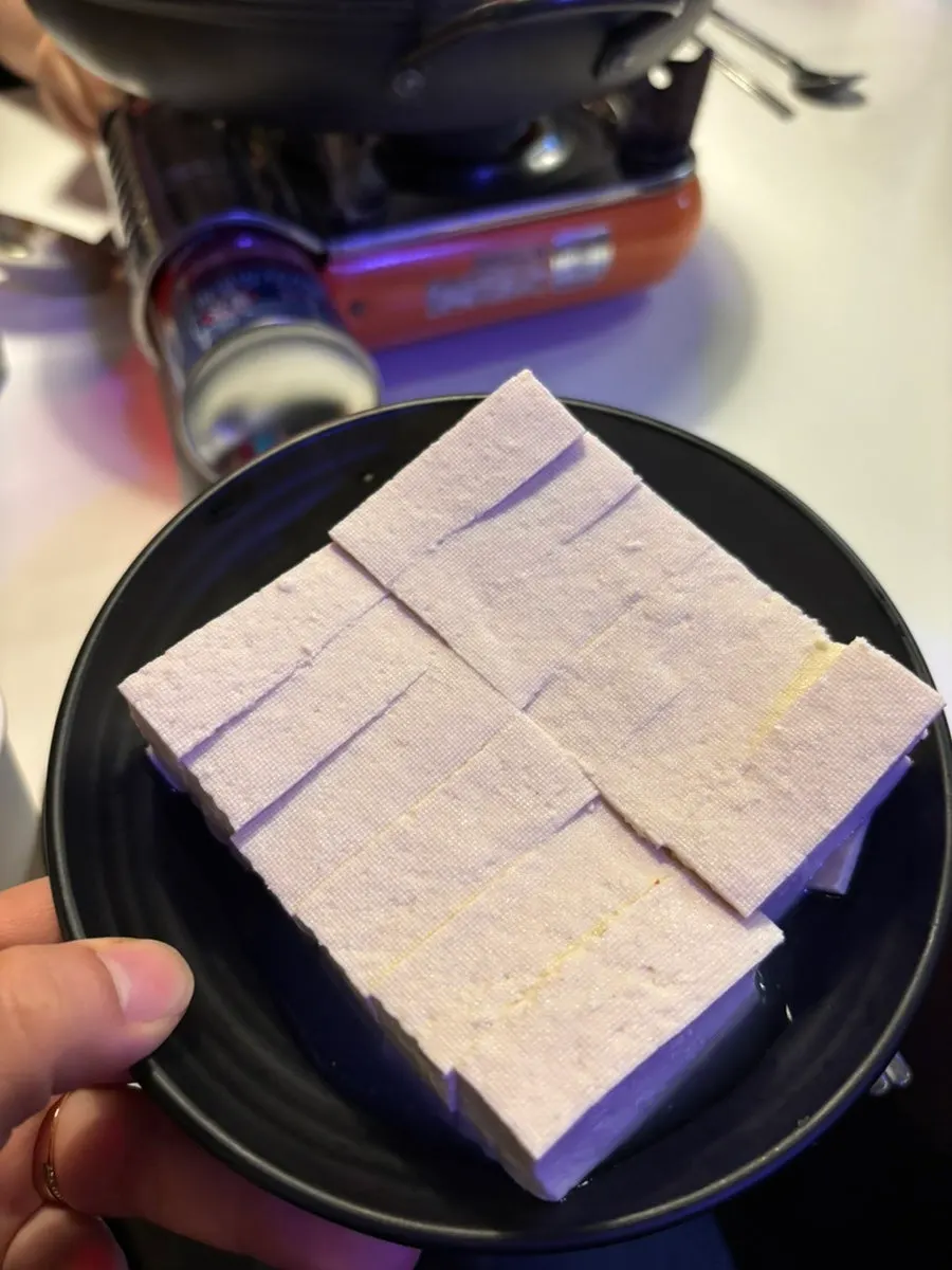 말맥 묵은지김치찜 고기 한 점