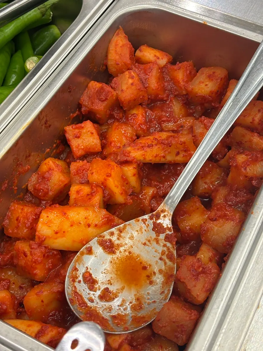 해장국집 밑반찬 클로즈업