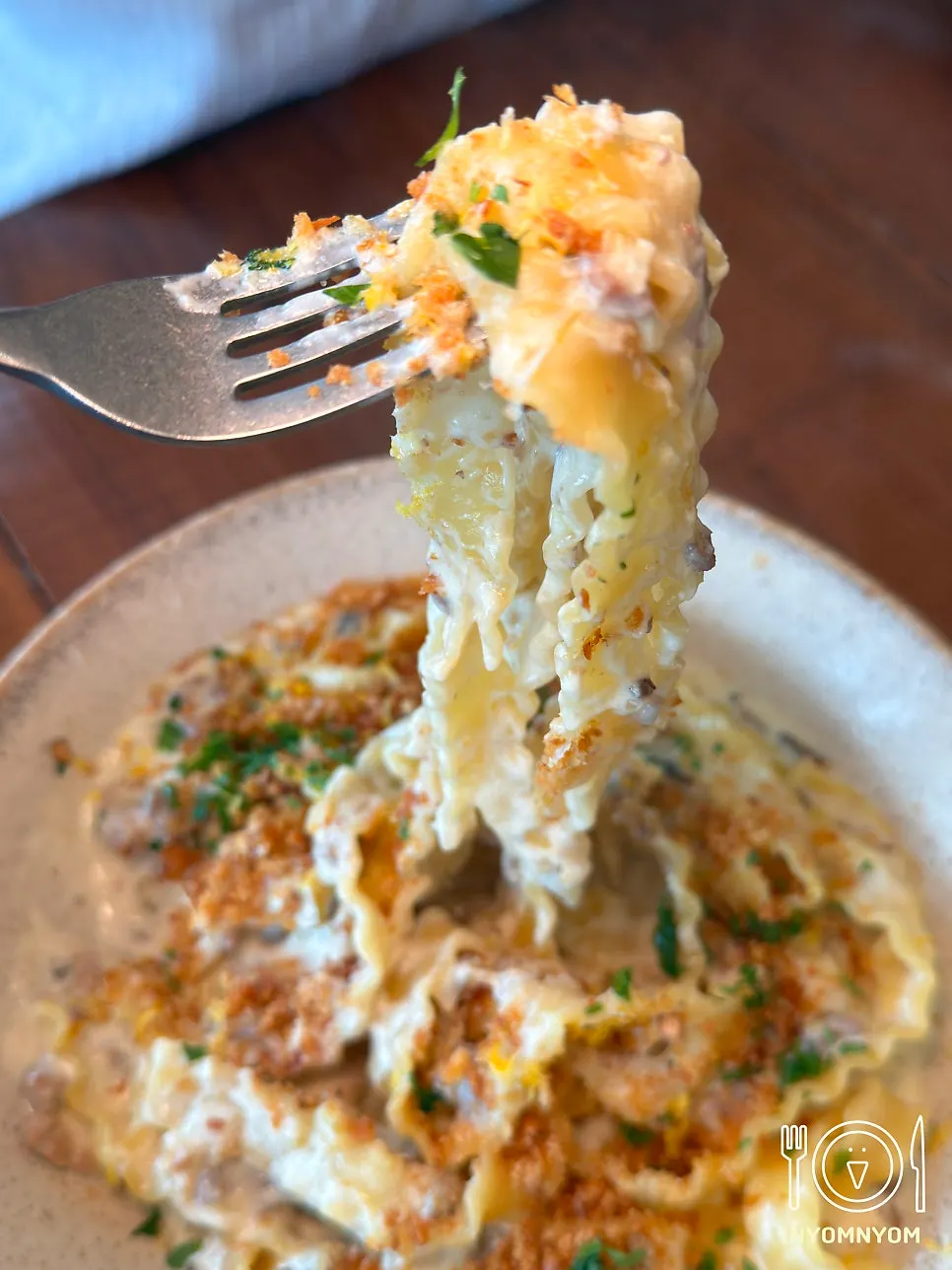 Flat, thick noodles of the citrus white ragu pasta