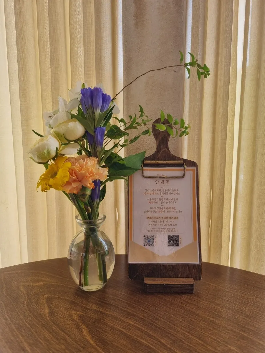 2nd floor table setting with fresh flowers