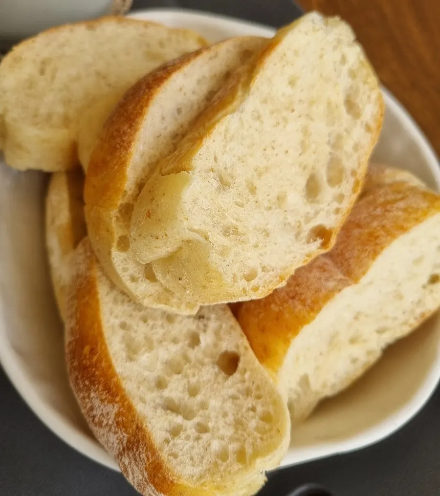 Two kinds of ciabatta chosen by my friend