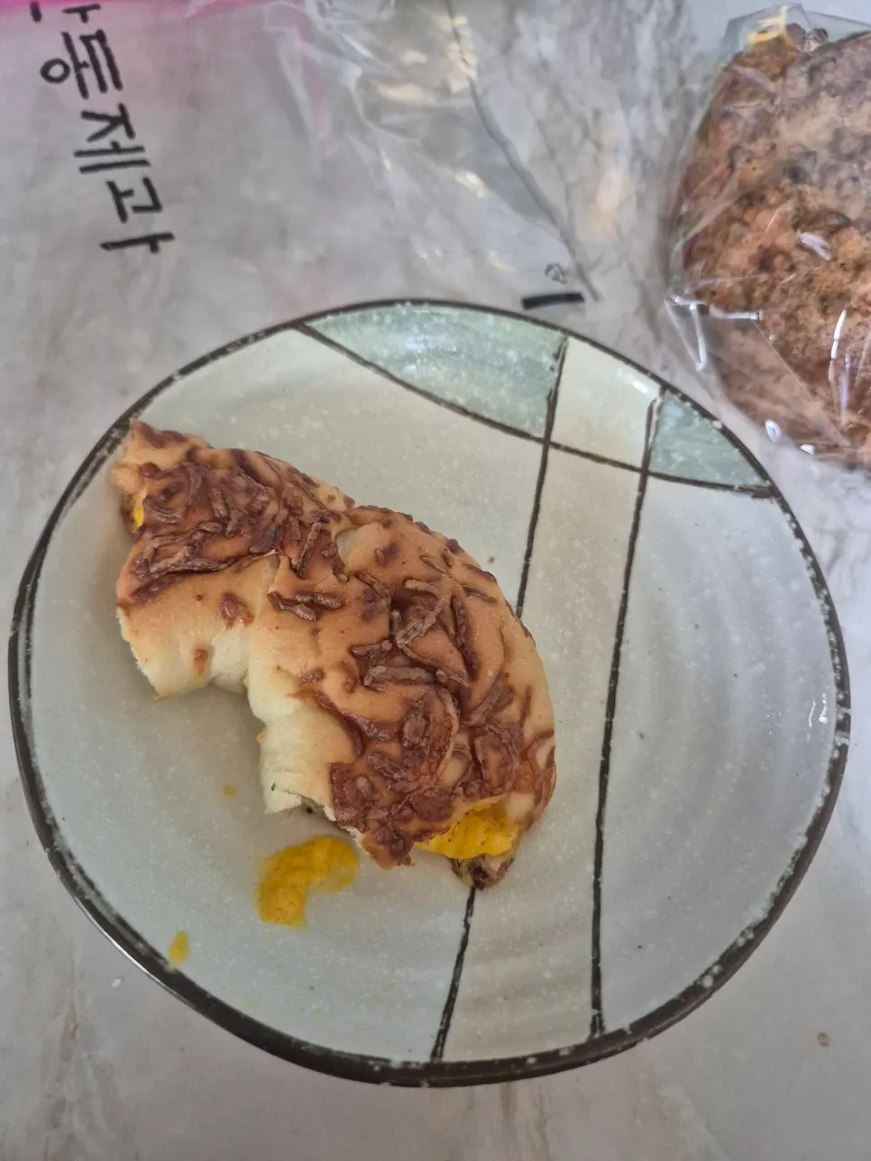 시식으로 맛보고 담은 베이컨 치아바타
