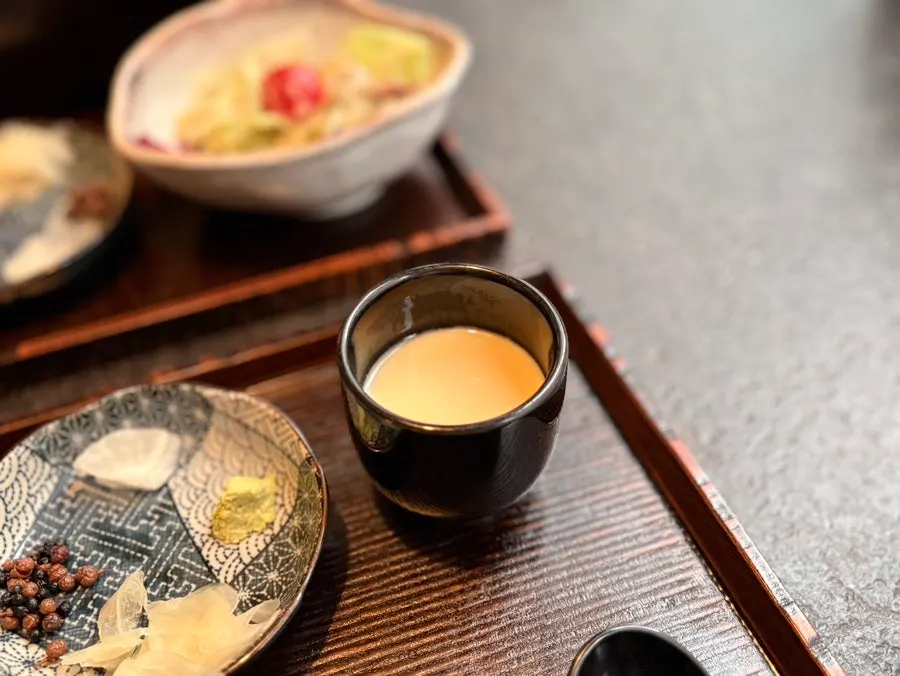 Manmok's set including sesame salad and chawanmushi