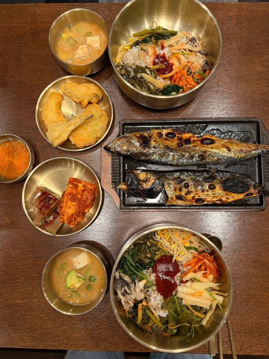 Introduction to a visit to Boriook Main Branch