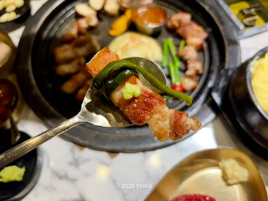 Meat wrapped with myeongi namul