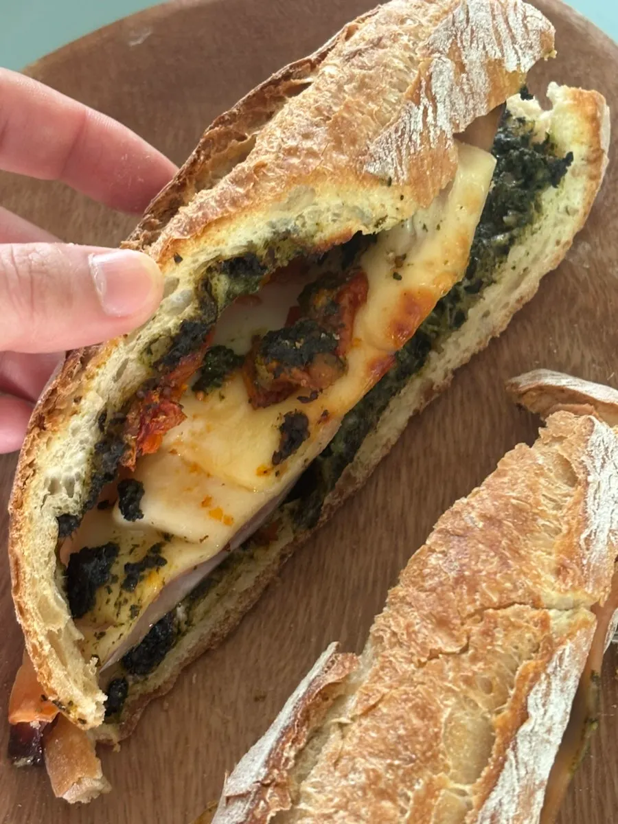 Boulangerie Copain's angbutter unboxed at home