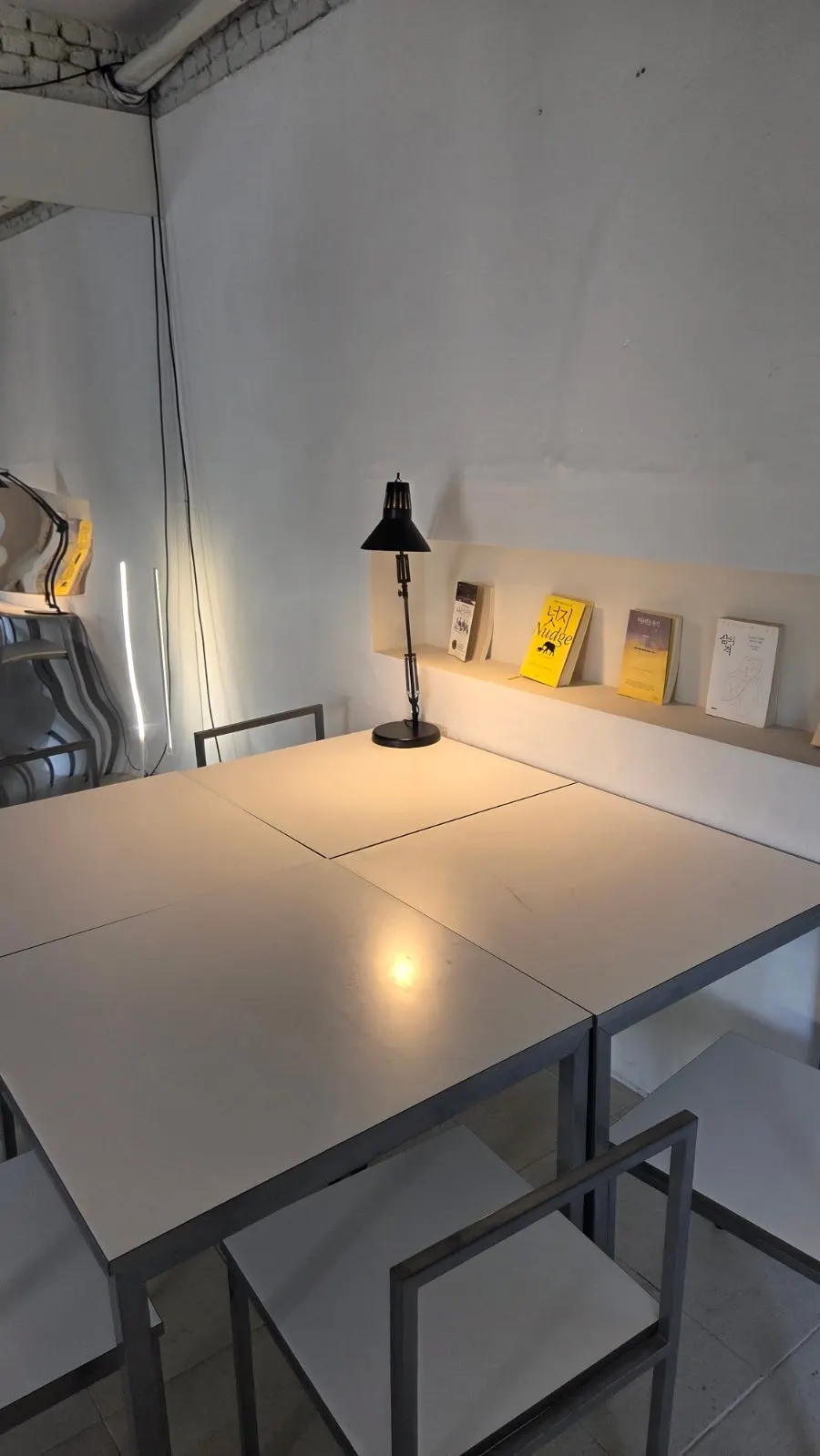 Various seating arrangements at Naemyeonui Balgyeon
