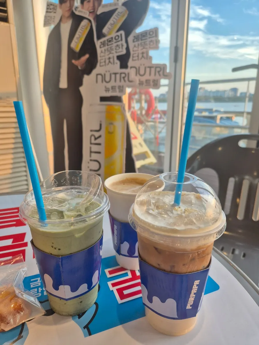 Signature Latte and Lemon Caramel Latte