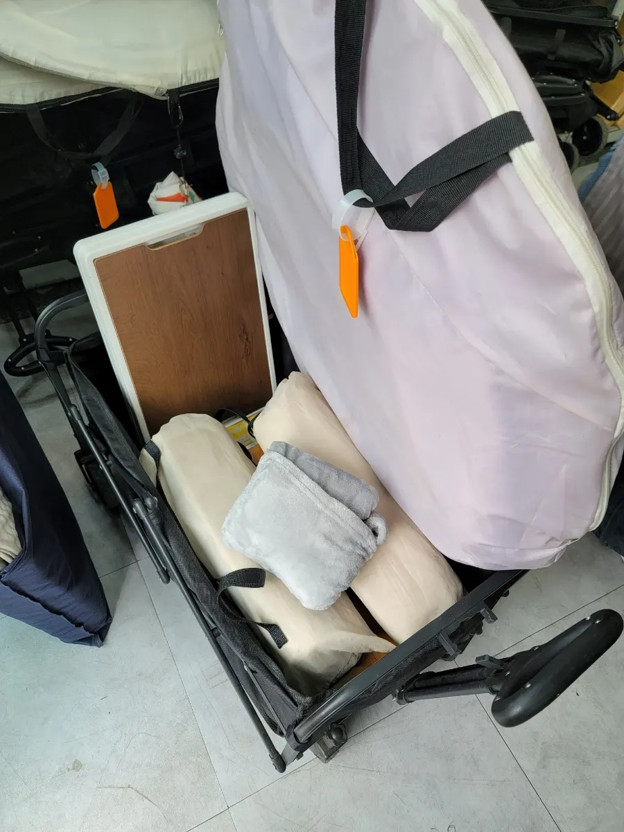 대여 준비 중인 매장 카운터