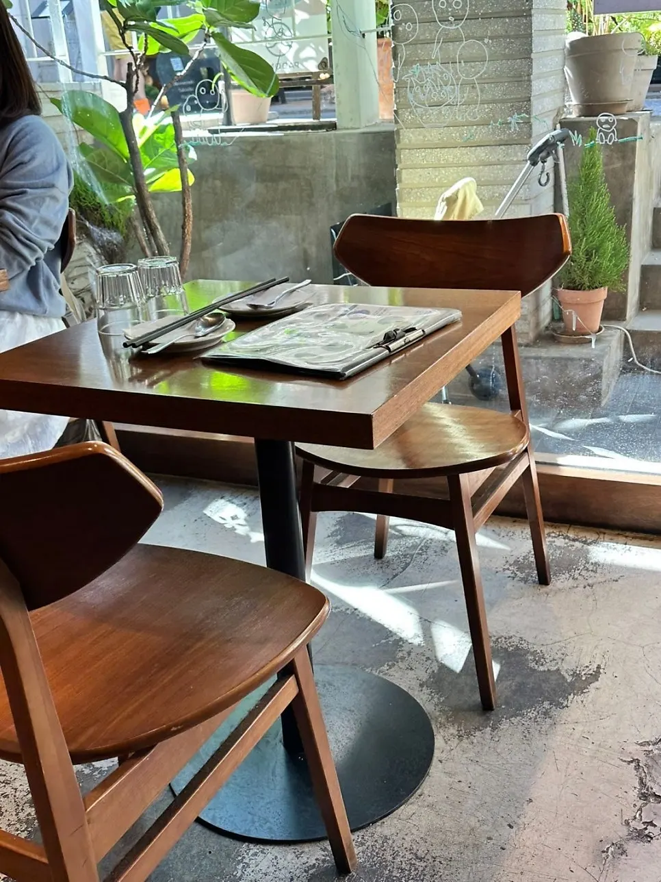 브레이크 타임 없음 안내 문구