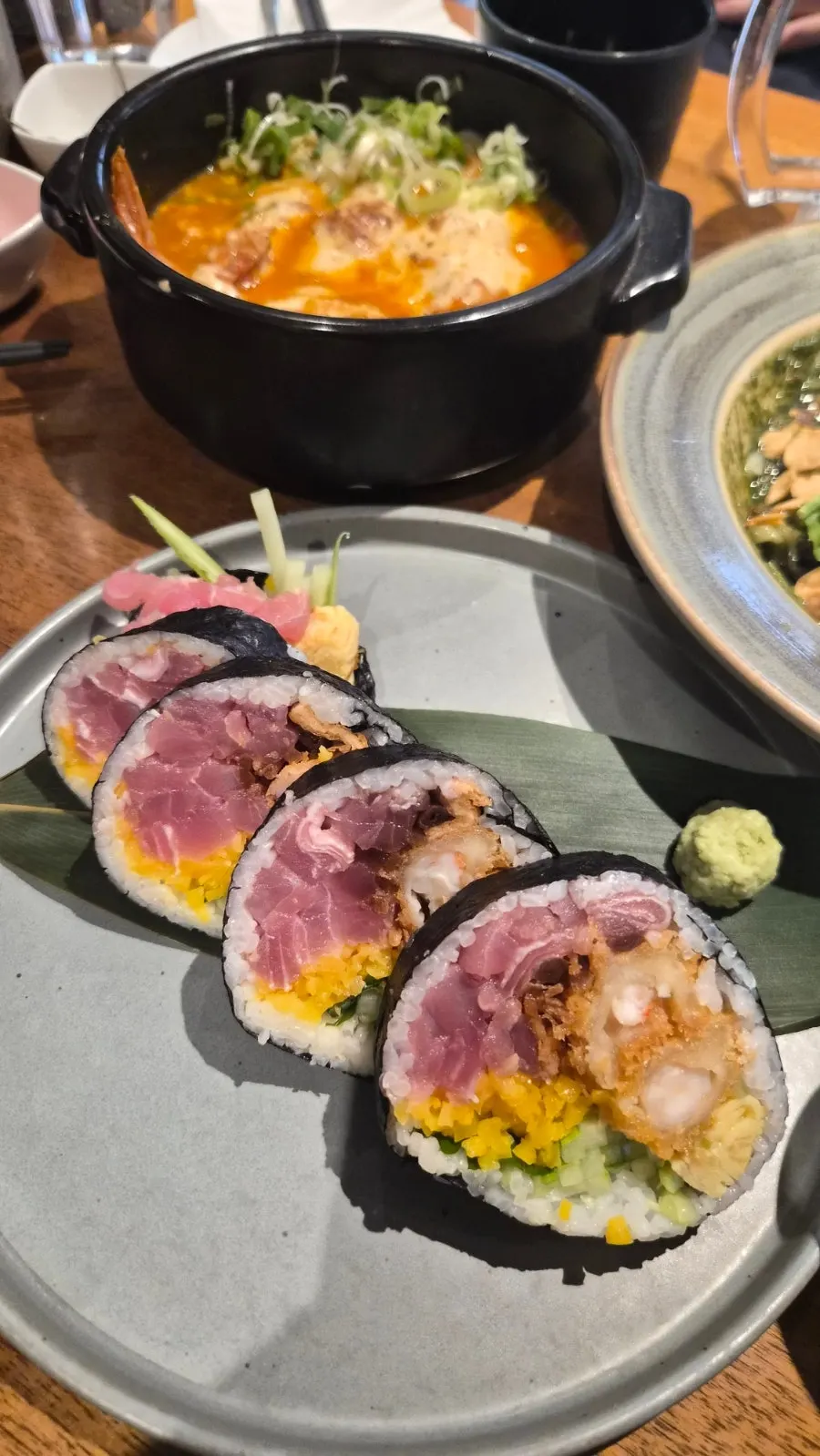 A plate of futomaki at Padong