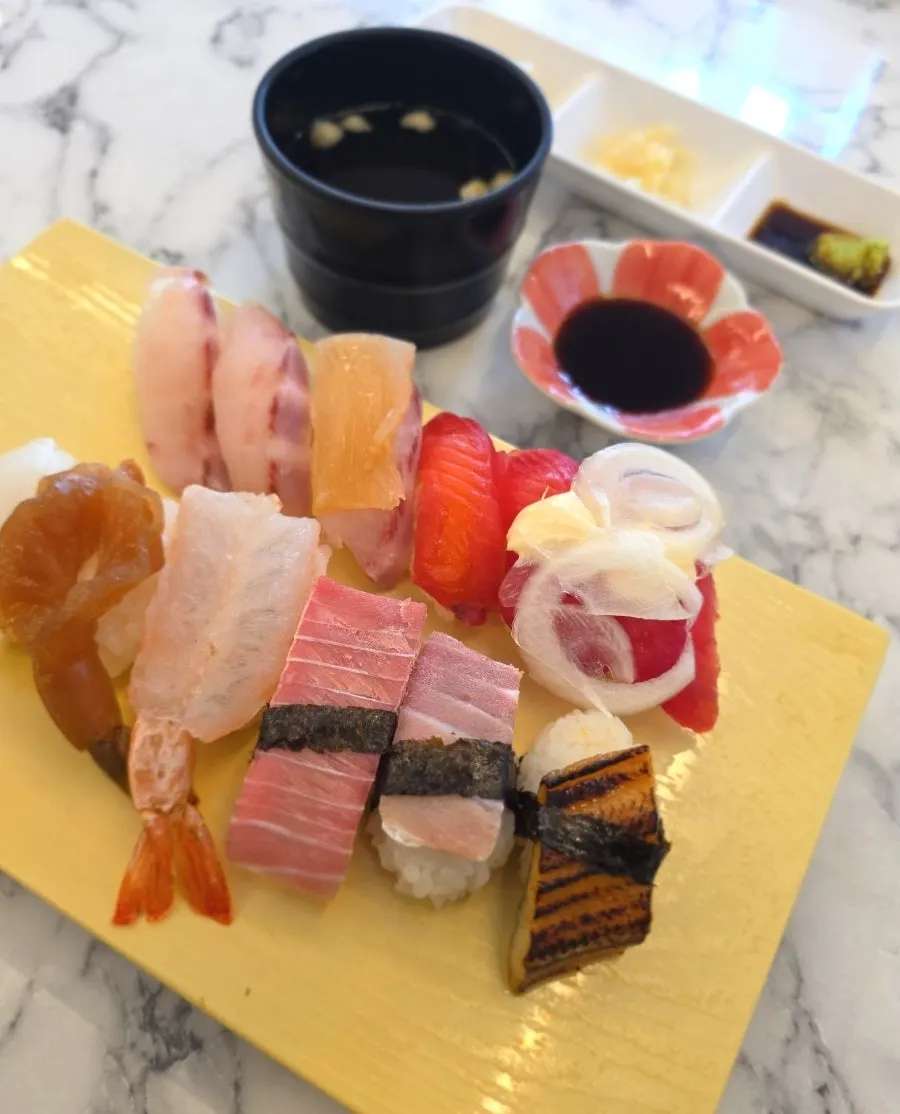 Full spread of the 12-piece special sushi set