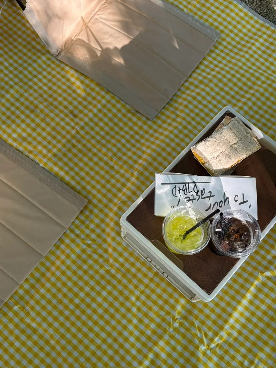 Embossed mat paired with a large picnic mat