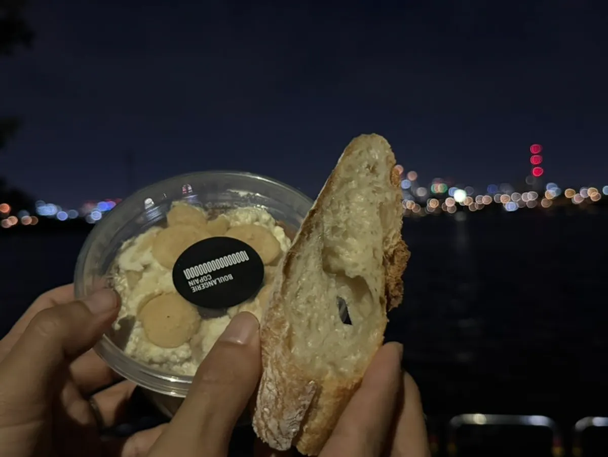 촉촉한 바게트 피크닉 메뉴