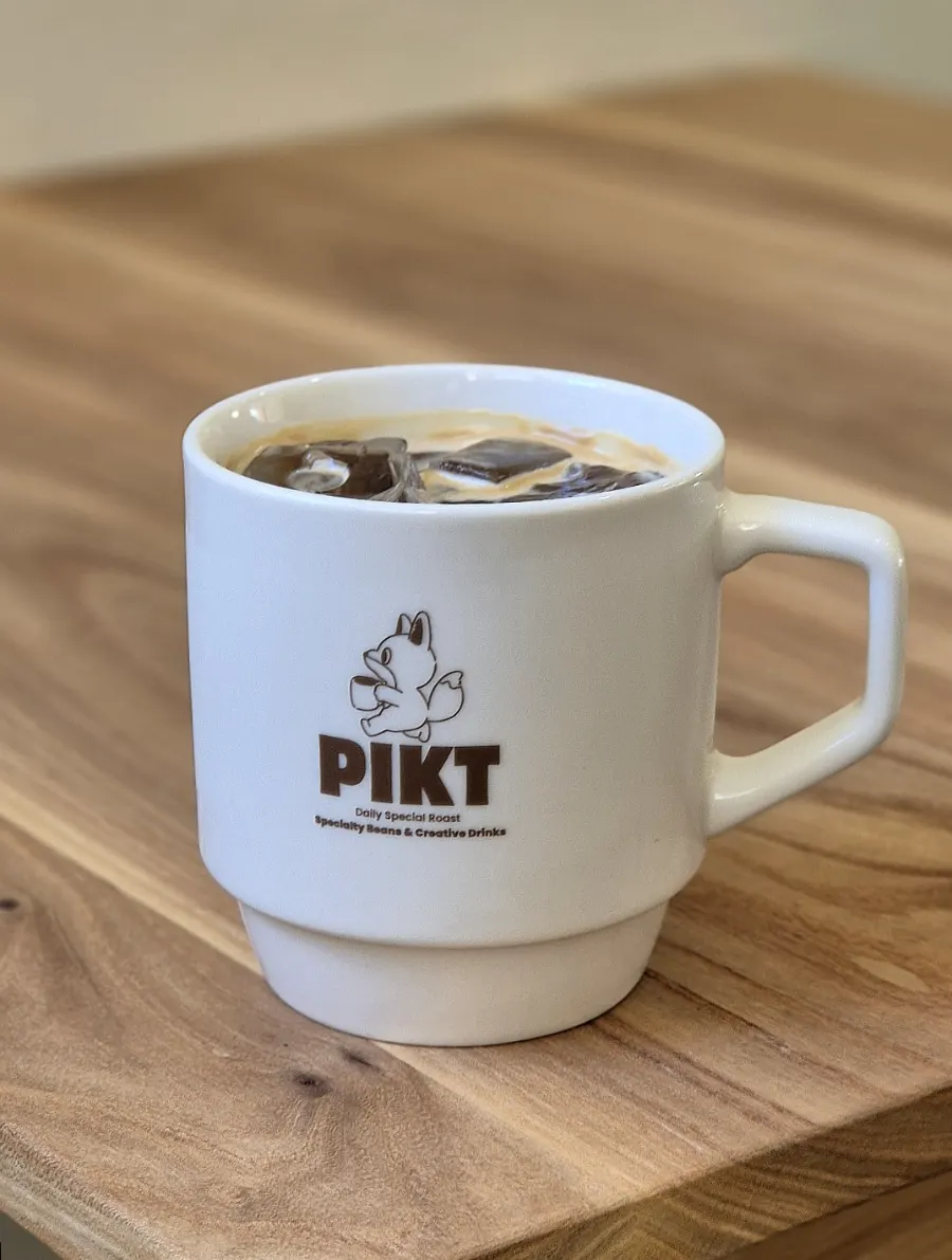 Americano with pistachio tiramisu