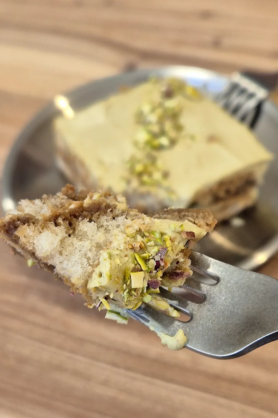 Fragrant pistachio tiramisu