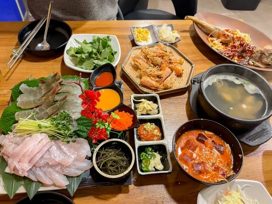 생새우와 대광어 세트 플레이팅