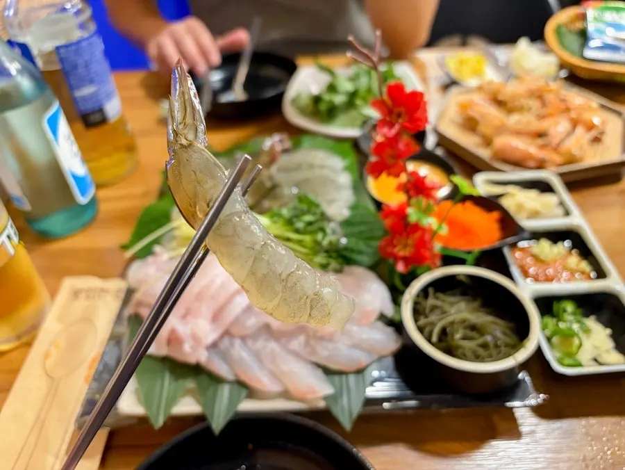 탱글한 생새우 살 단면