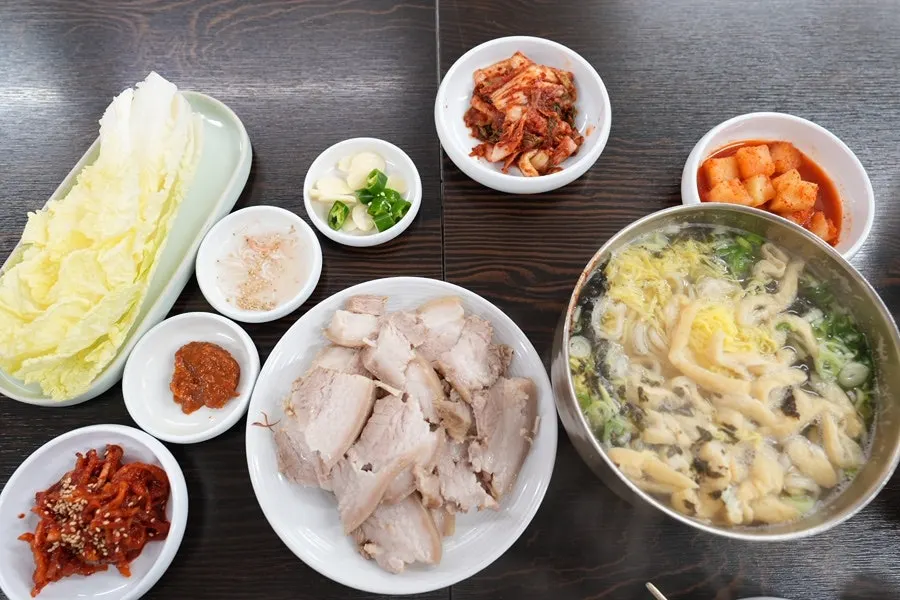 Table set with basic side dishes