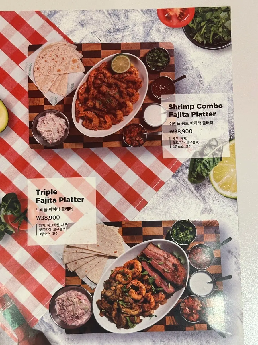 Taco Dot's menu board