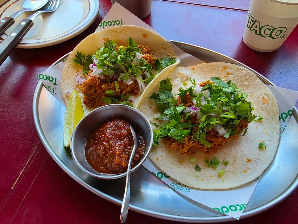 A plate of Taco Dot's carnitas taco