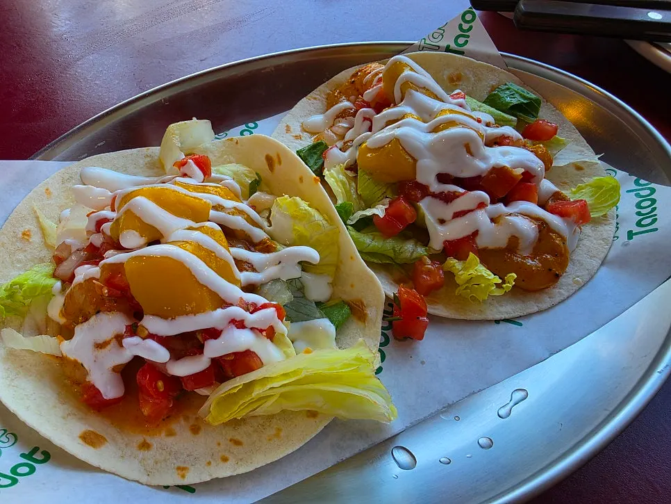 Close-up of mango and shrimp on the shrimp taco