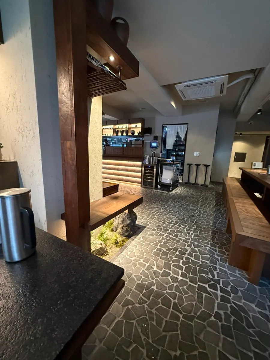 Visiting Manmok, an eel rice bowl restaurant in Daechi-dong