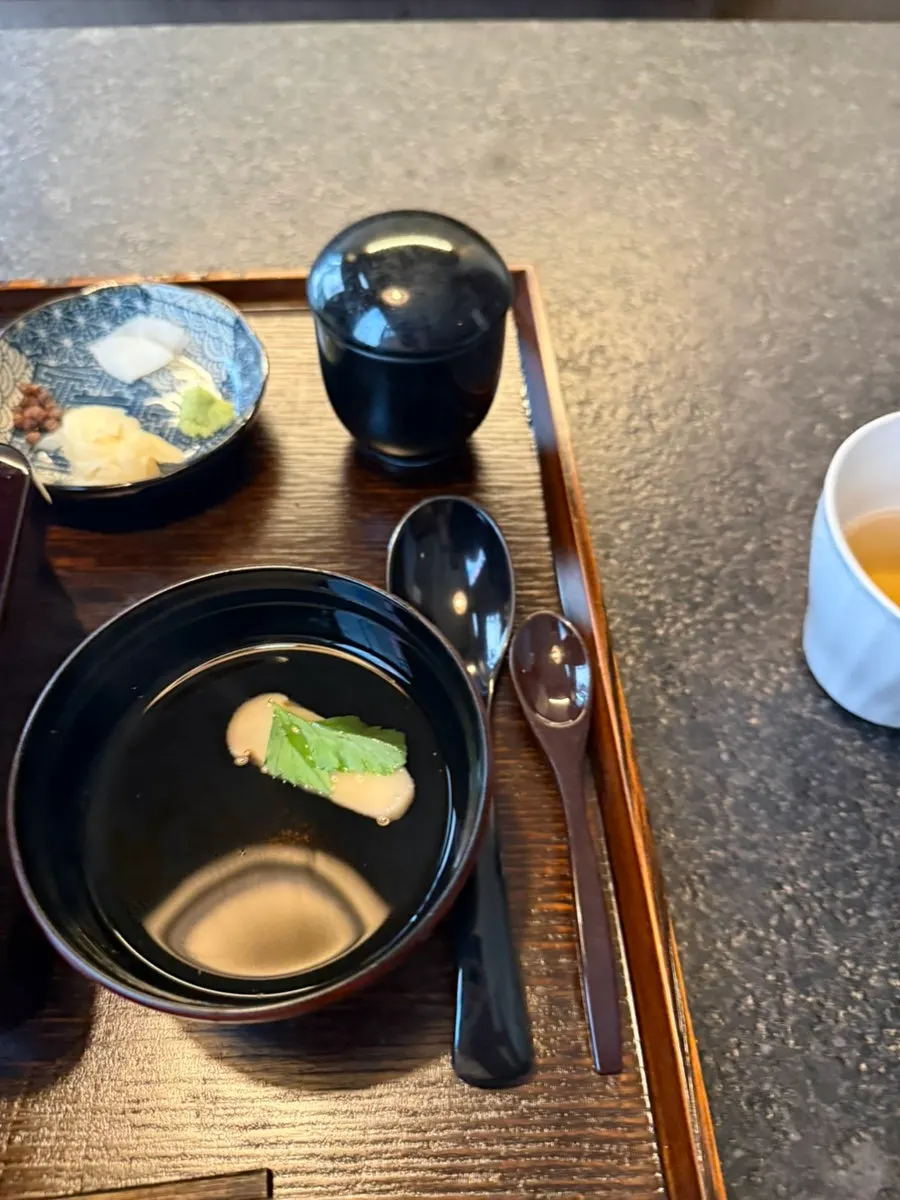 Eel and rice blended with sweet sauce