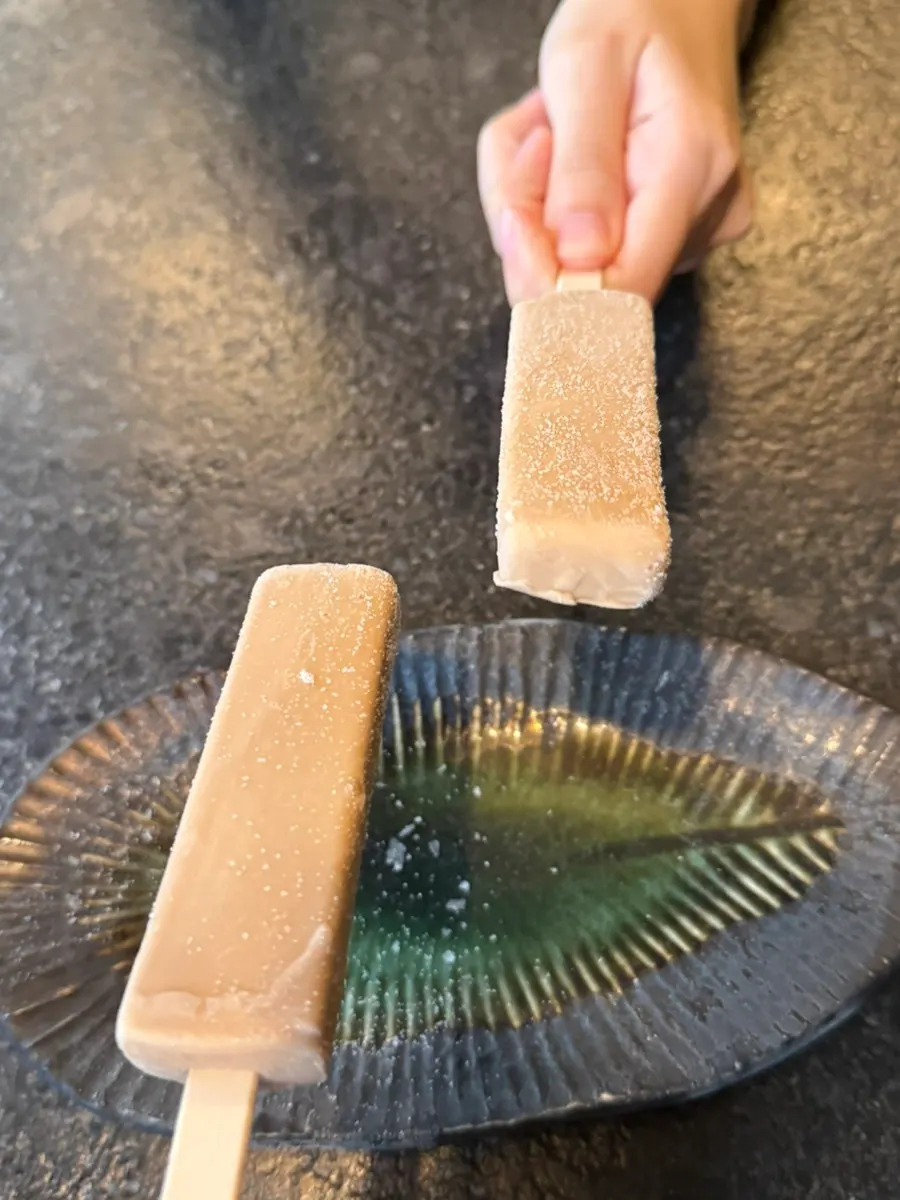 Black tea dessert served after the meal at Manmok