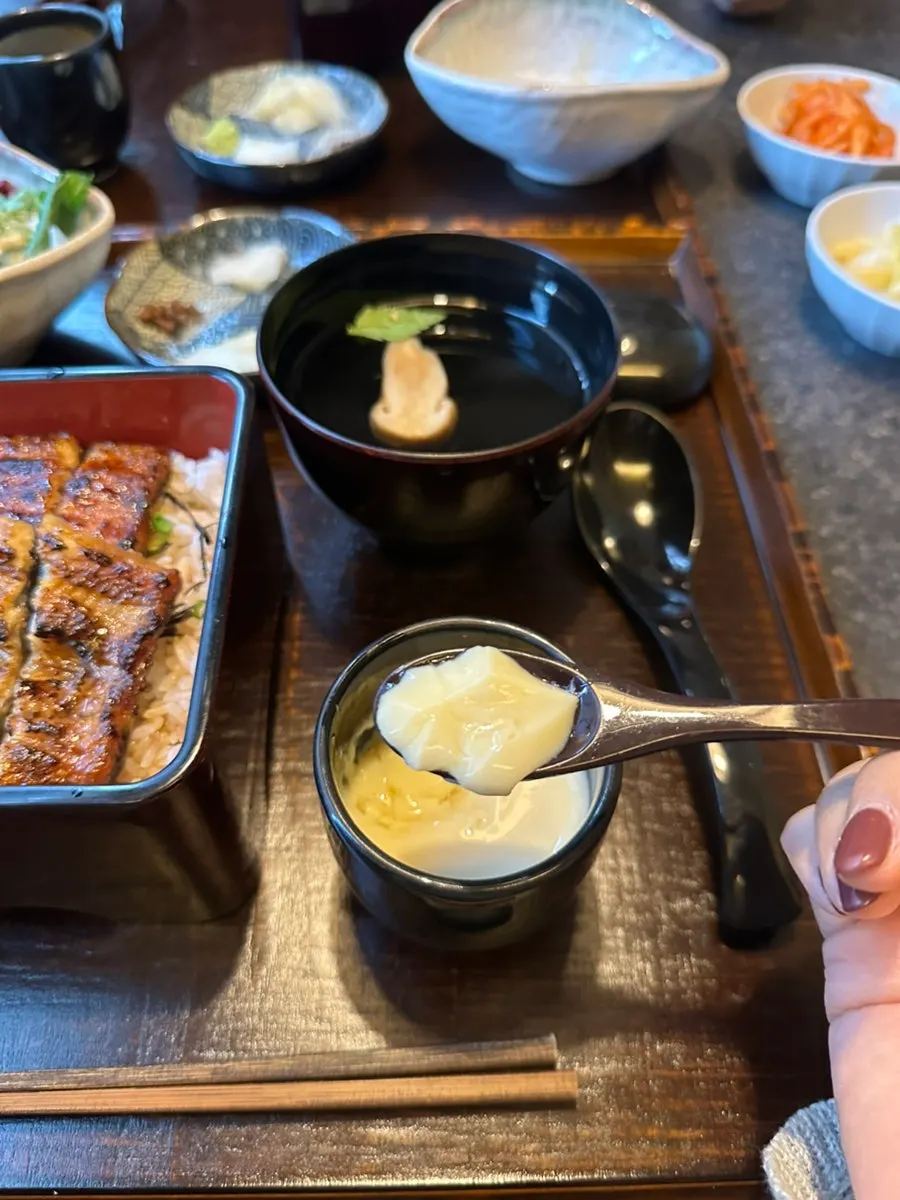 부드러운 차완무시 한 그릇