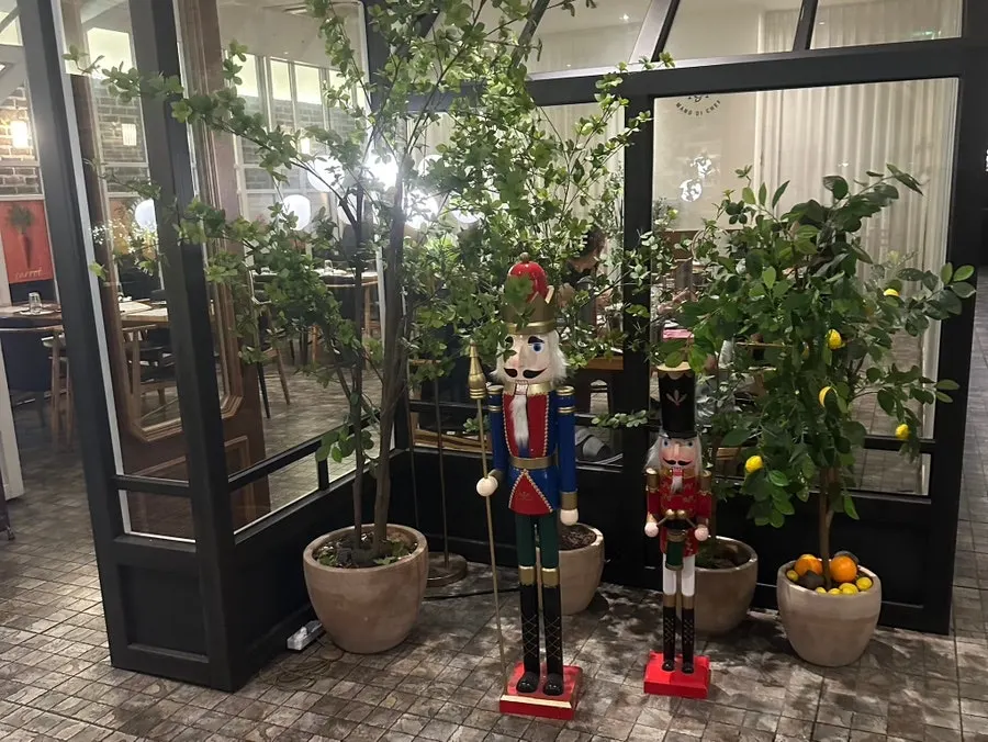 프라이빗한 분리 좌석과 단체석 공간