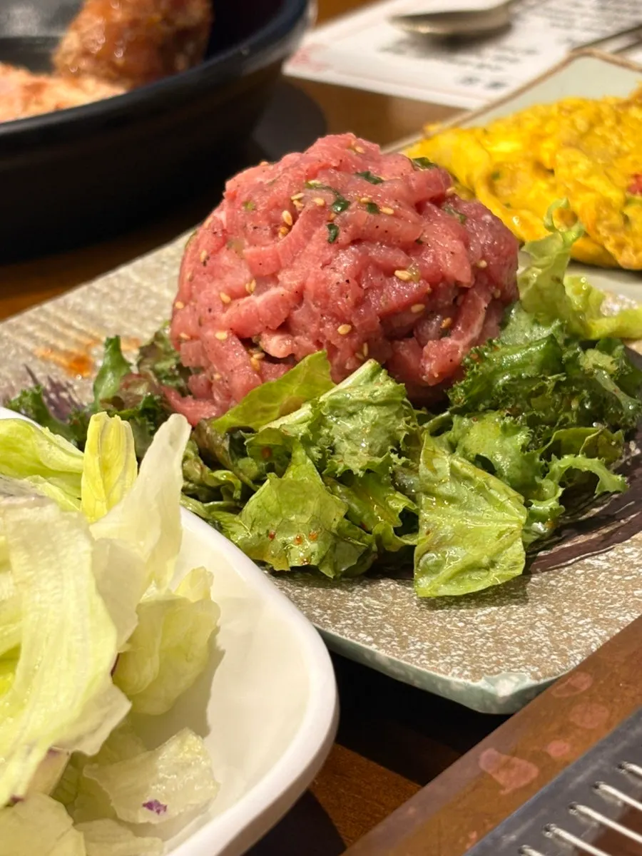 Basic side dishes including shredded scallion and radish salad