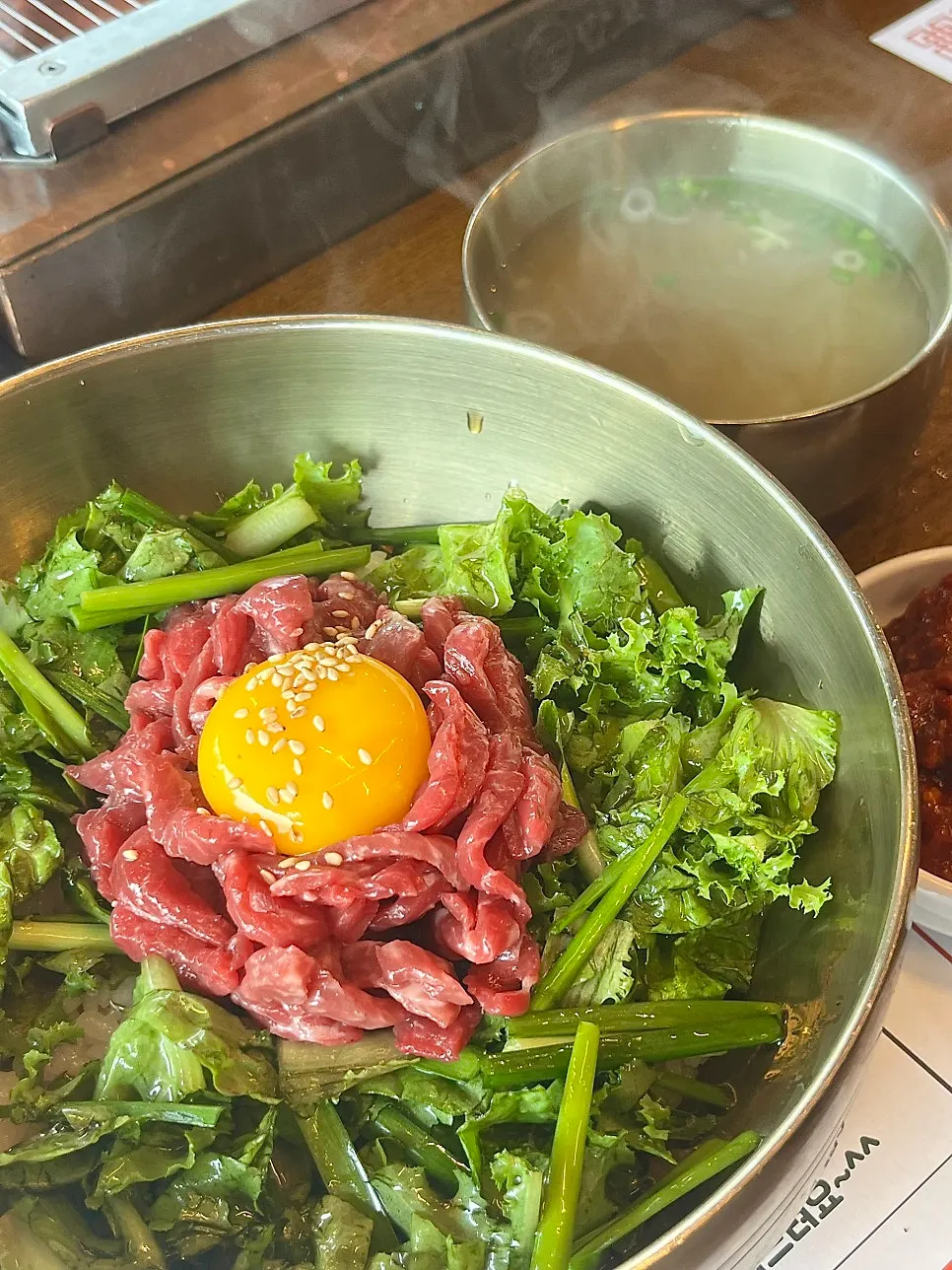 매콤달콤한 비빔장의 맛보기 비빔냉면