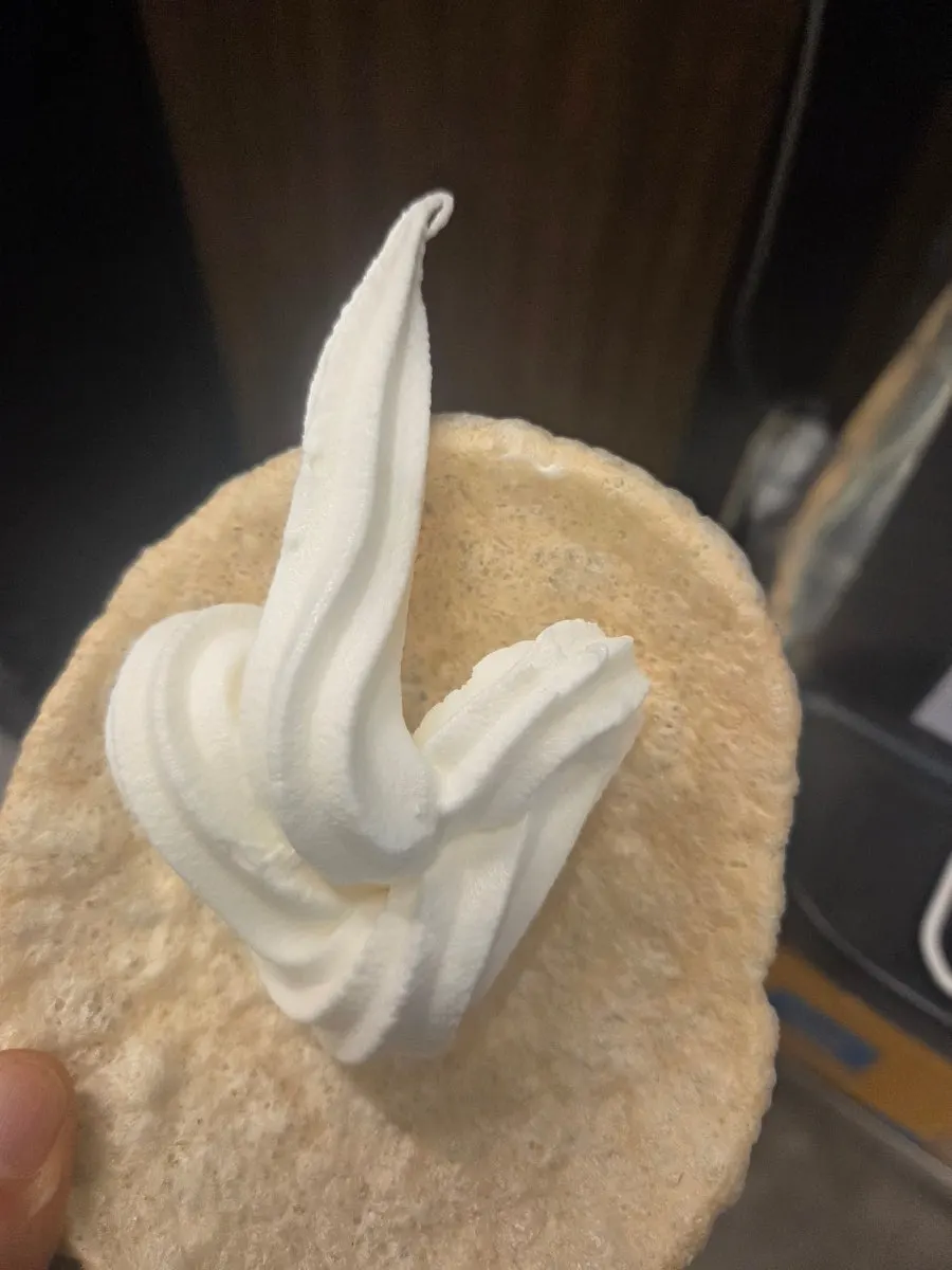 직접 뽑아 먹는 소프트아이스크림