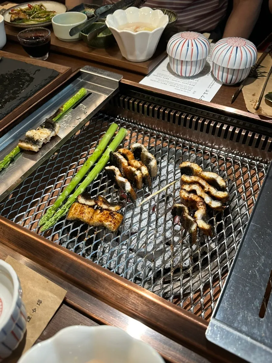 복분자와 함께 즐기는 장어구이 한상
