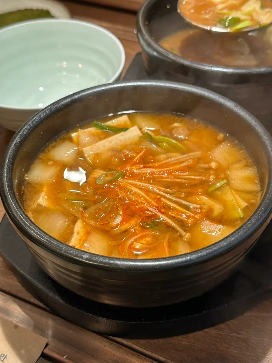 칼칼한 국물의 만수헌 정자 된장찌개