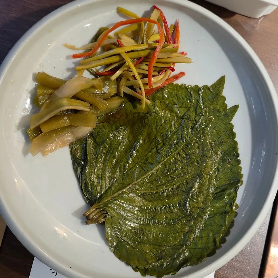 Eel dipping sauces on a personal tray