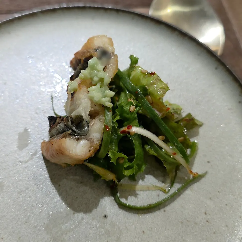 Grilled eel dipped in sauce