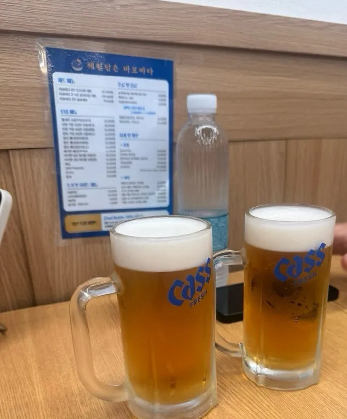 테이블에 통째로 올려진 시그니처 한 상