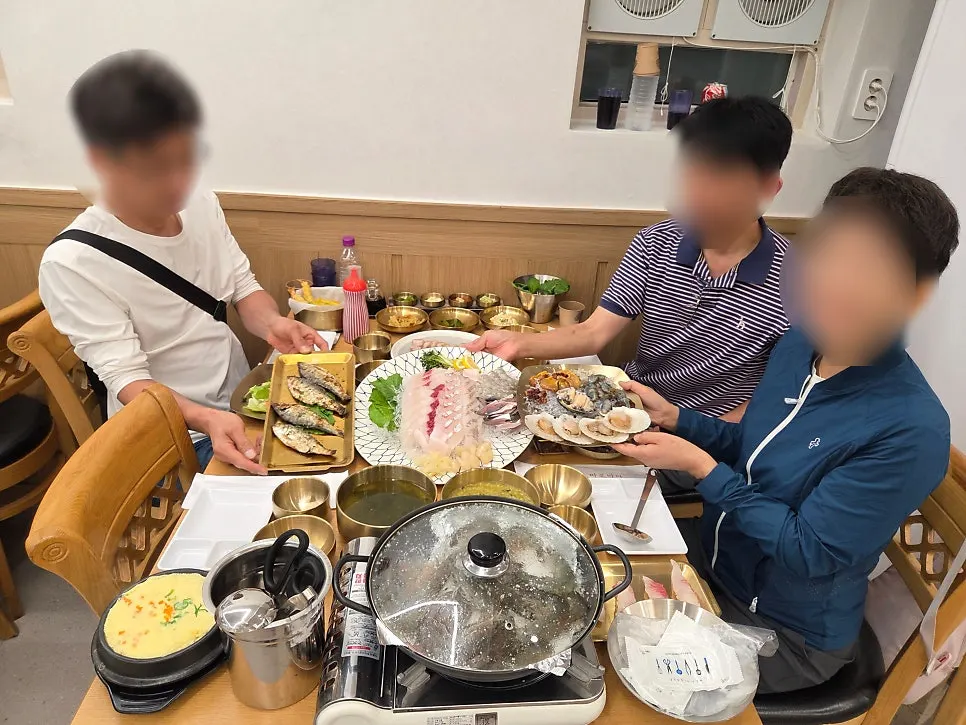 시그니처 세트 전체 구성 테이블 컷