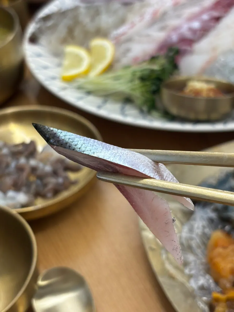 Thickly sliced flounder and rockfish sashimi platter