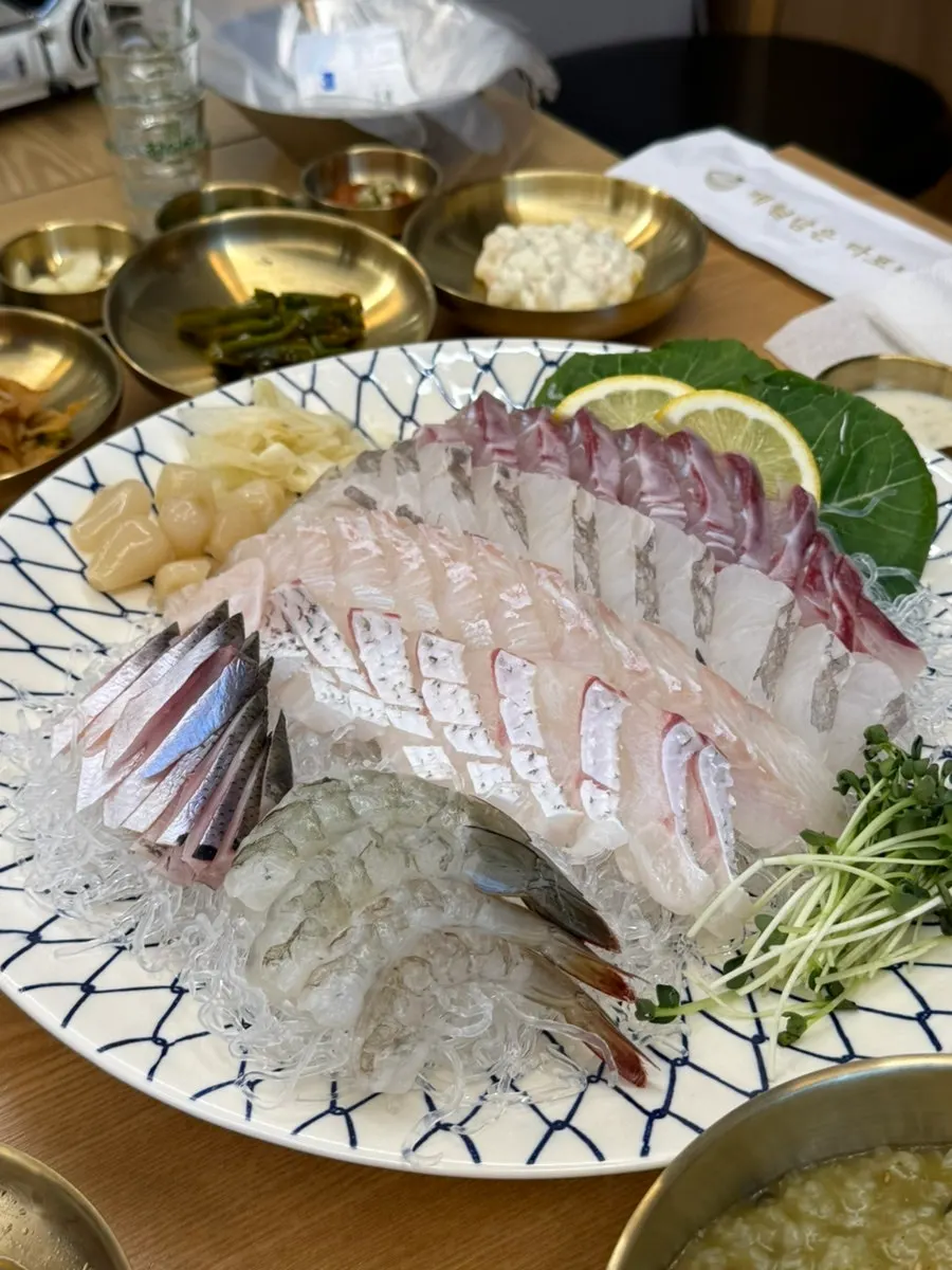 Shrimp heads grilled in butter